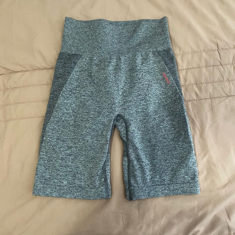 Gymshark Heathered Gray Women's Bike Shorts